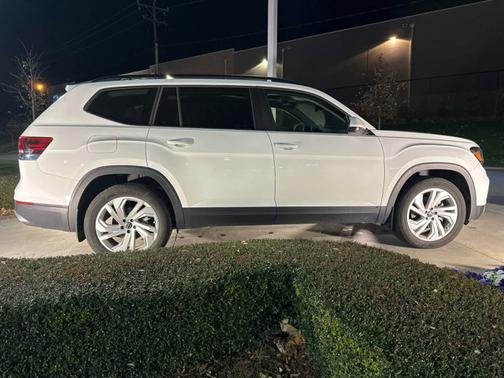 2022 Volkswagen Atlas 2.0T SE