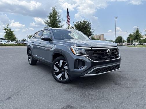 2025 Volkswagen Atlas Cross Sport 2.0T SE w/ Technology