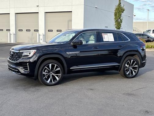 2025 Volkswagen Atlas Cross Sport 2.0T SEL Premium R-Line