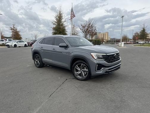 2024 Volkswagen Atlas Cross Sport 2.0T SEL R-Line