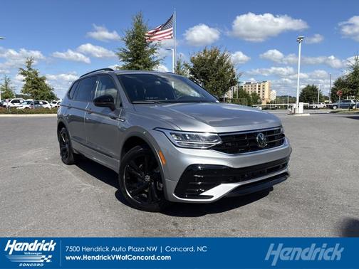 2024 Volkswagen Tiguan 2.0T SE R-Line Black