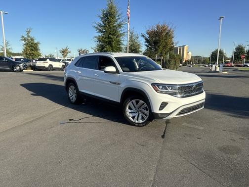 2022 Volkswagen Atlas Cross Sport 3.6 V6 SE w/ Technology