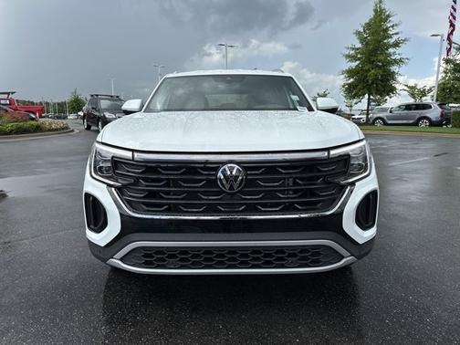 2024 Volkswagen Atlas Cross Sport 2.0T SE w/ Technology