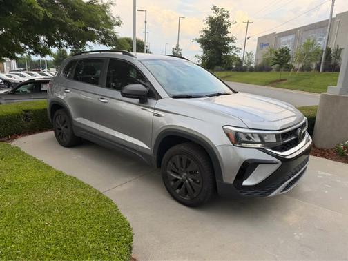 Pyrite Silver Metallic 2024 Volkswagen Taos 1.5T S