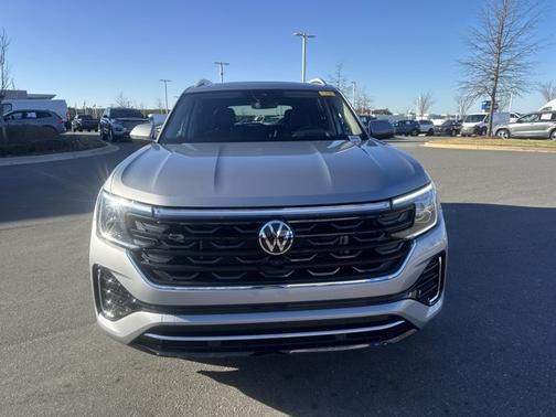 2025 Volkswagen Atlas 2.0T SEL Premium R-Line