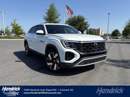 Pure White 2025 Volkswagen Atlas Cross Sport 2.0T SE w/ Technology