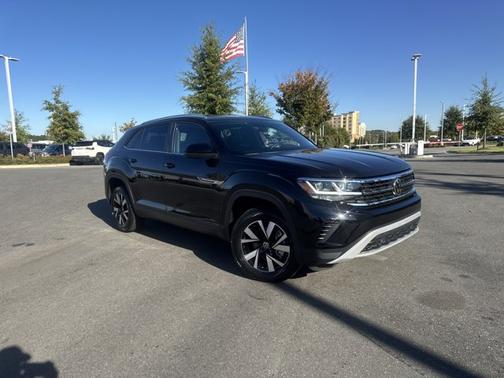 2023 Volkswagen Atlas Cross Sport 2.0T SE