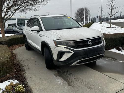 2023 Volkswagen Taos 1.5T SE