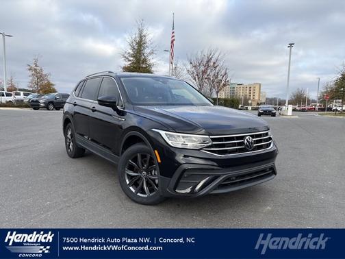 2023 Volkswagen Tiguan 2.0T SE