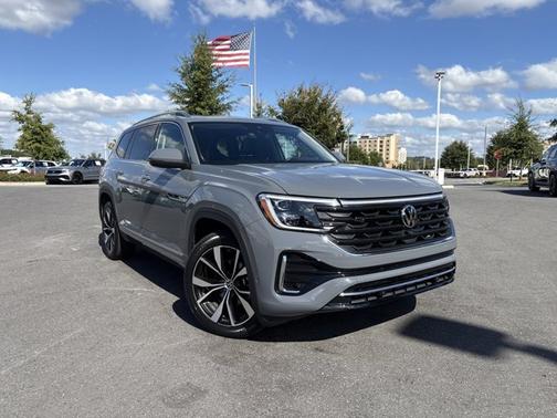 2025 Volkswagen Atlas 2.0T SEL Premium R-Line
