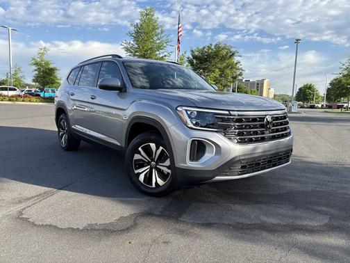 Silver Mist Metallic 2026 Volkswagen Atlas 2.0T SE