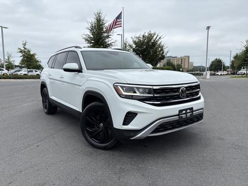 2022 Volkswagen Atlas 2.0T SE w/ Technology