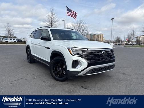 2025 Volkswagen Atlas 2.0T Peak Edition