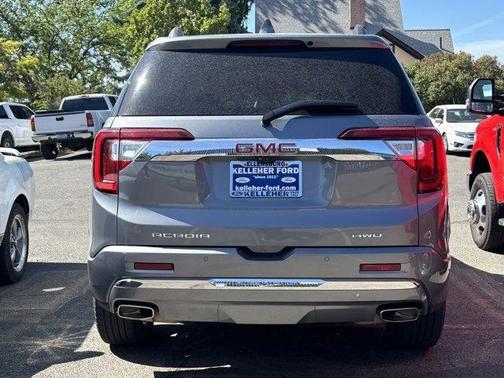 2020 GMC Acadia Denali