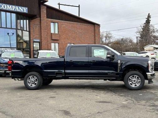 2025 Ford F-350 Lariat Super Duty