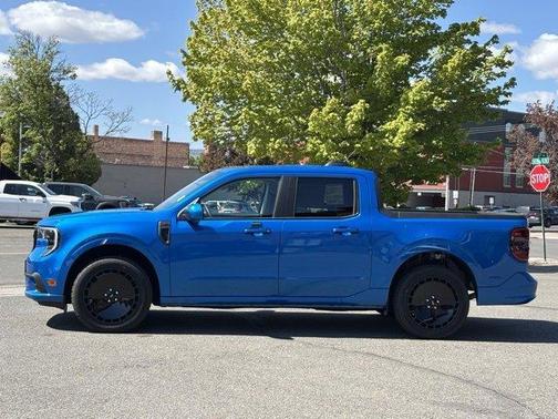 2025 Ford Maverick Lobo High