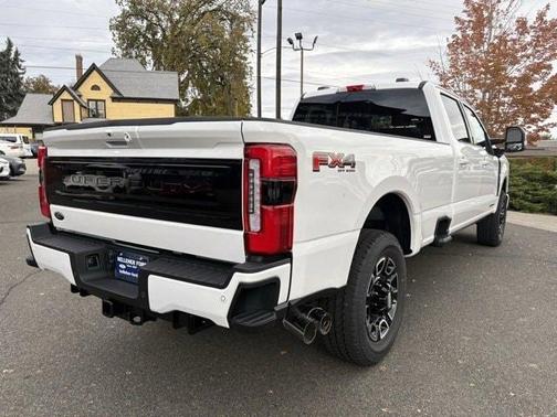 2026 Ford F-350 Platinum