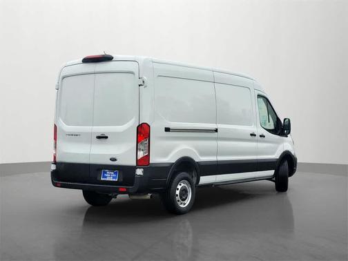 2023 Ford Transit-250 
