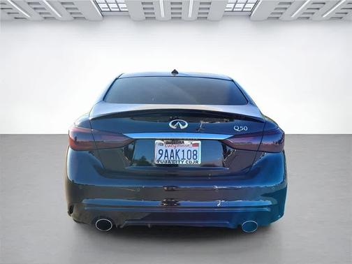 2022 INFINITI Q50 LUXE