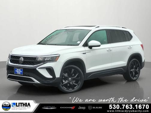 Pure White 2022 Volkswagen Taos 1.5T SE