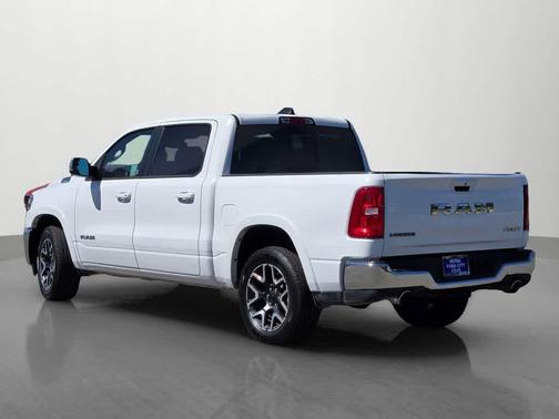 Bright White Clearcoat 2025 RAM 1500 Laramie