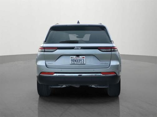 2024 Jeep Grand Cherokee Laredo X