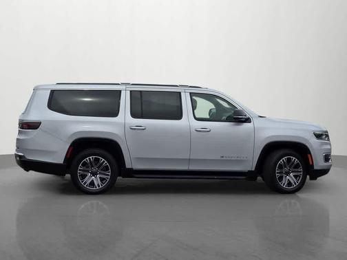Silver Zynith 2024 Jeep Wagoneer L Series II