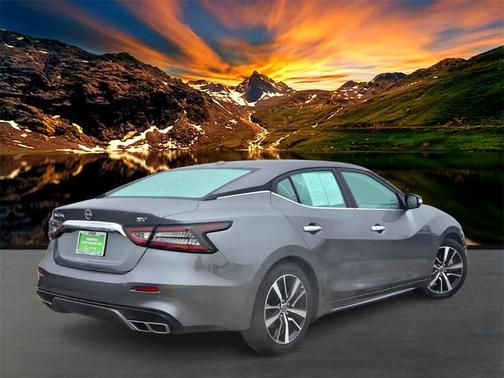 2023 Nissan Maxima SV