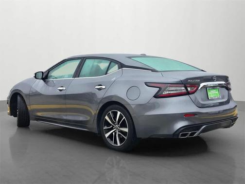 2023 Nissan Maxima SV