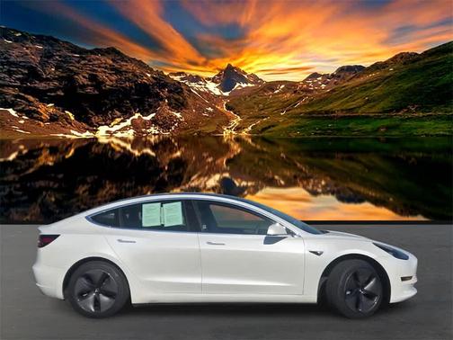 2020 Tesla Model 3 Long Range