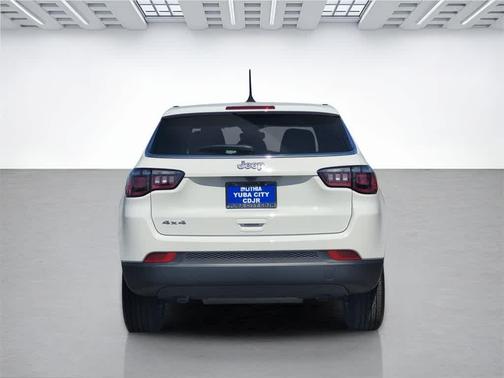 2025 Jeep Compass Sport