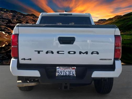 2024 Toyota Tacoma Hybrid TRD