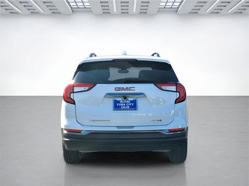 2023 GMC Terrain AT4