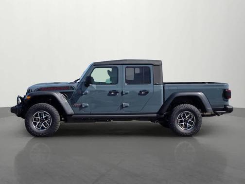 Anvil Clearcoat 2026 Jeep Gladiator Shadow Ops