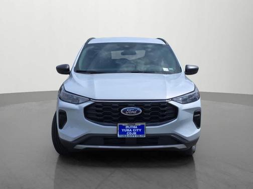 Space Silver 2025 Ford Escape ST-Line