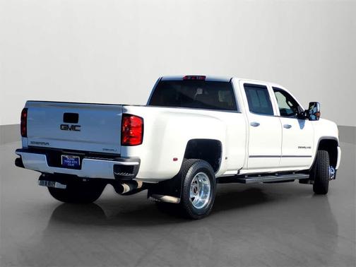 2016 GMC Sierra 3500 Denali
