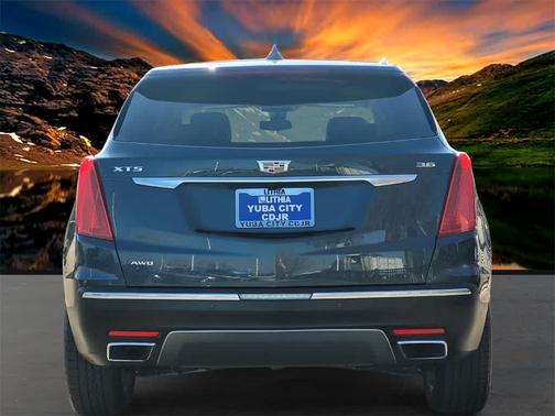 2019 Cadillac XT5 Platinum