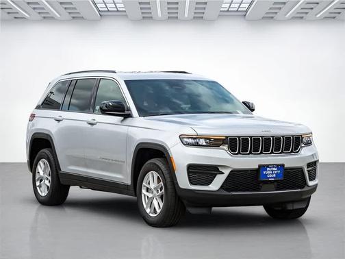 2024 Jeep Grand Cherokee Laredo X