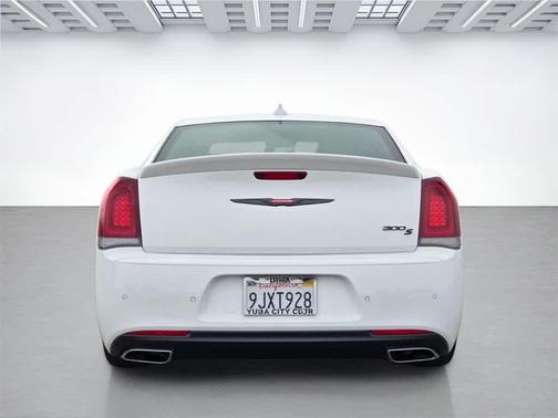 2023 Chrysler 300 S