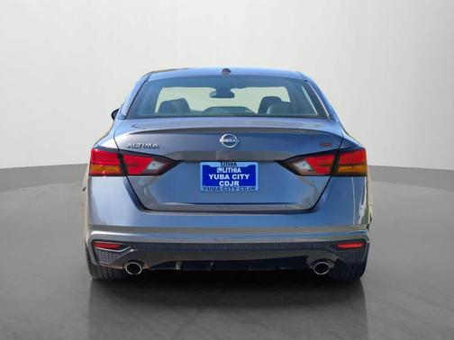 Gun Metallic 2024 Nissan Altima 2.5 SR