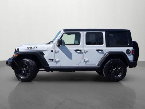 Bright White Clearcoat 2021 Jeep Wrangler Unlimited Sport
