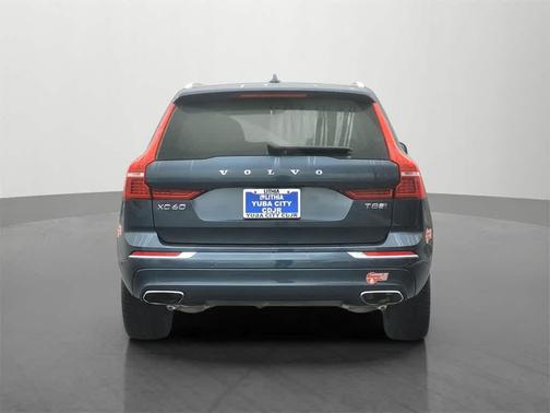 2018 Volvo XC60 Recharge Plug-In Hybrid T8 Inscription