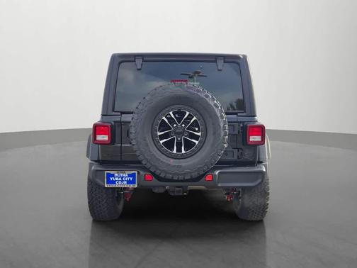 Black Clearcoat 2026 Jeep Wrangler Sport