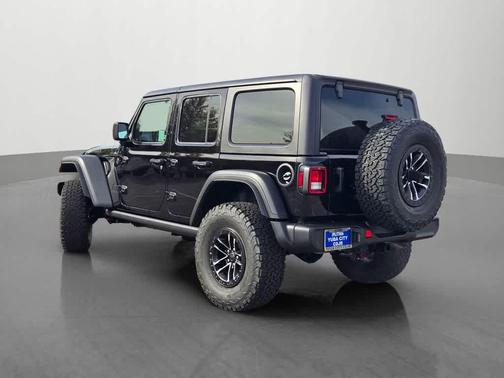 Black Clearcoat 2026 Jeep Wrangler Sport