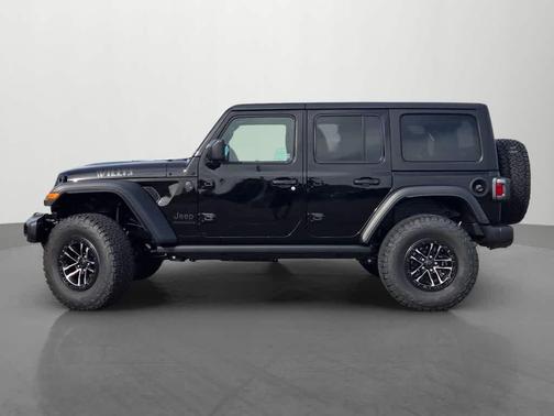 Black Clearcoat 2026 Jeep Wrangler Sport