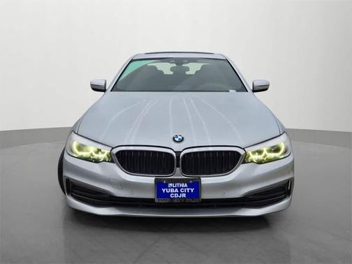 2019 BMW 530 i