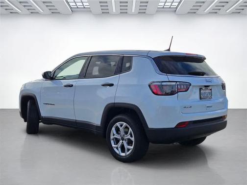 2025 Jeep Compass Sport