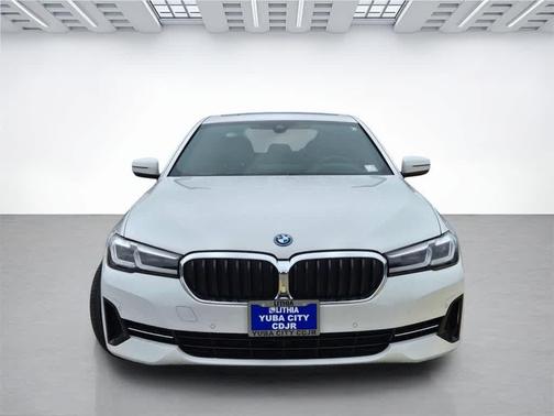 2022 BMW 530e 530e