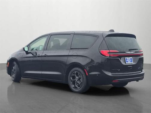 2022 Chrysler Pacifica Hybrid Limited