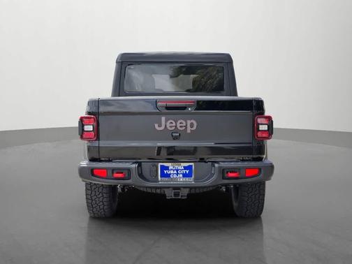 Black Clearcoat 2026 Jeep Gladiator Shadow Ops